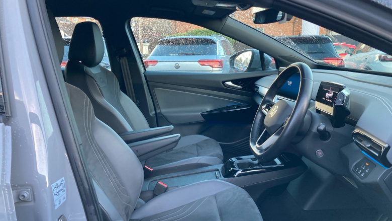 Volkswagen ID.4 109kW Life Ed Pure 52kWh 5dr Auto [110kW Ch] Electric Estate